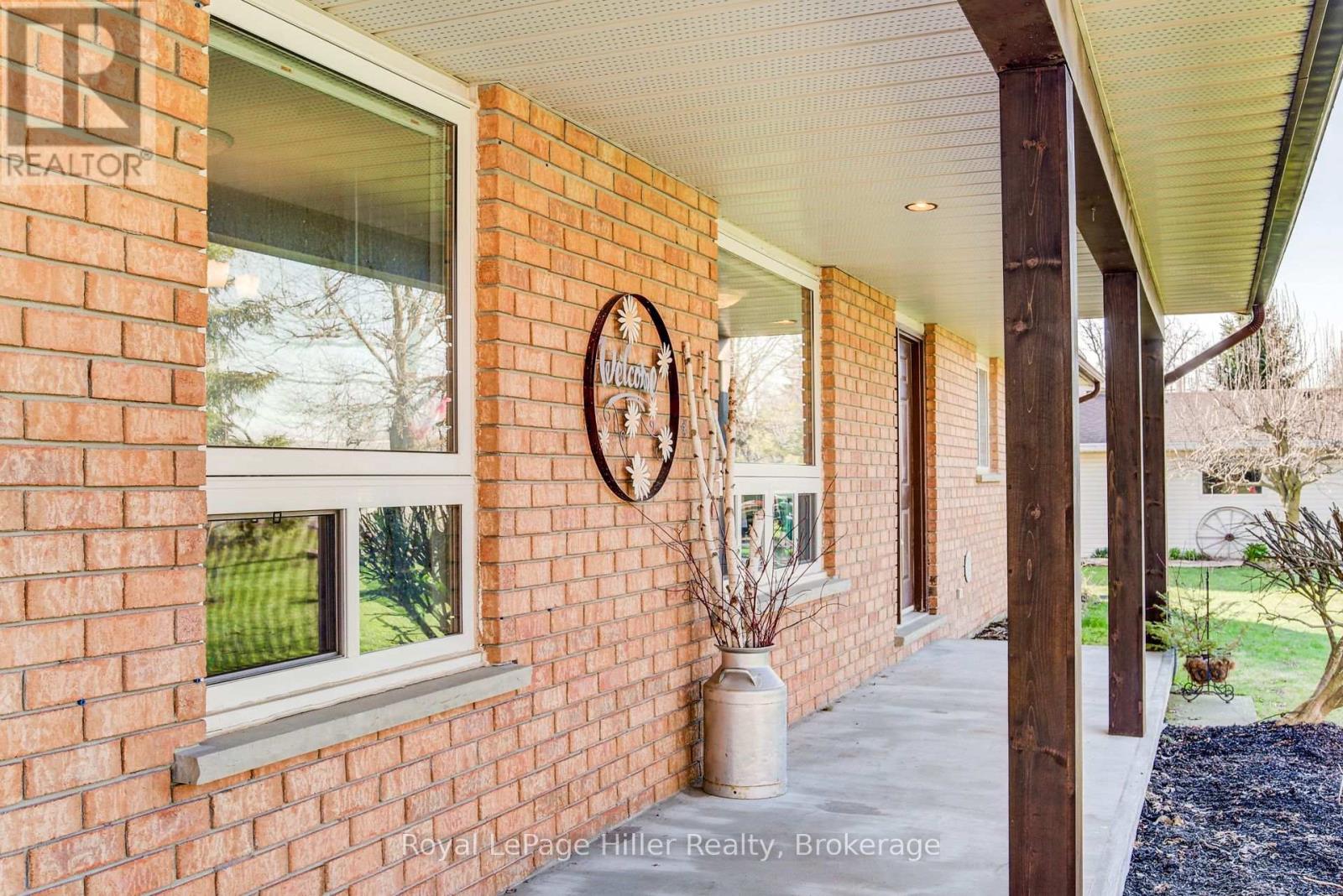 5972 DEBORAH GLAISTER LINE