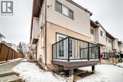 13, 4531 7 Avenue SE Calgary AB T2A5E4