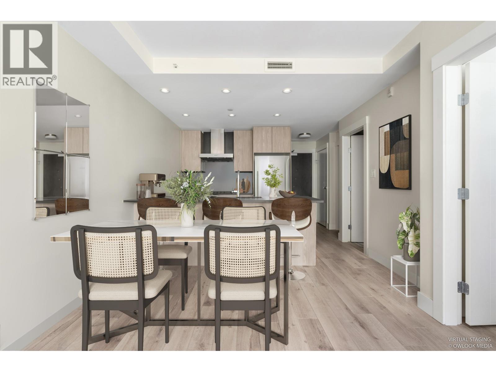 206 10780 NO. 5 ROAD