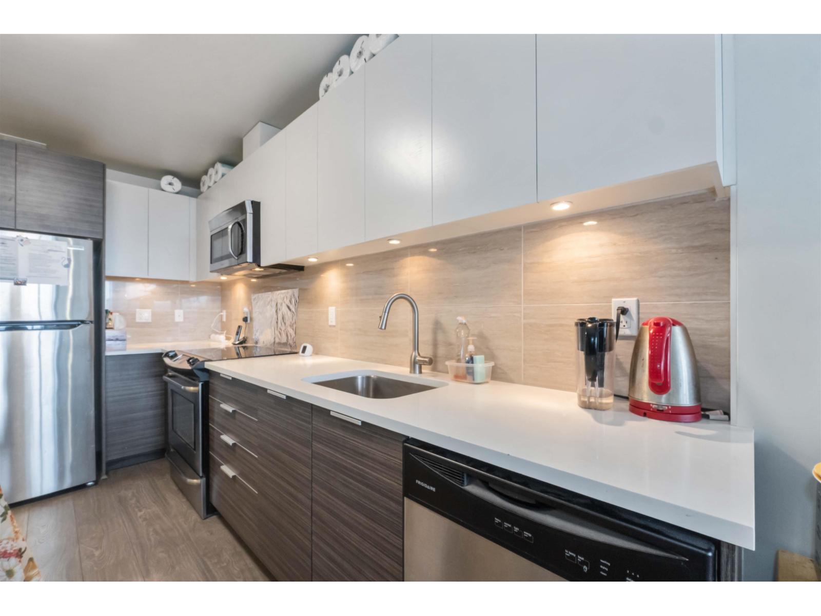 1202 13303 CENTRAL AVENUE