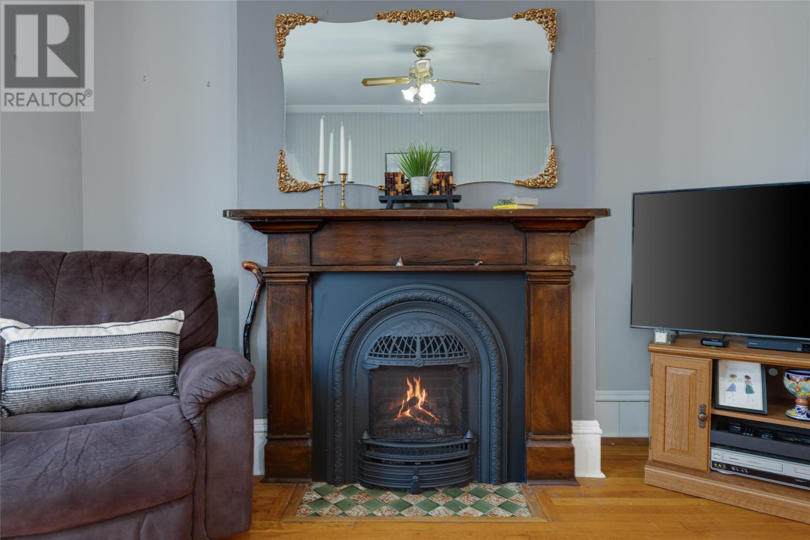 171 Pleasant Street