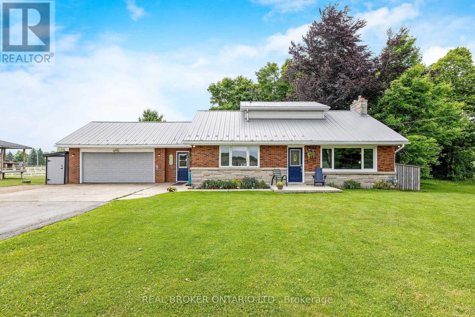 1767 CENTRE ROAD W