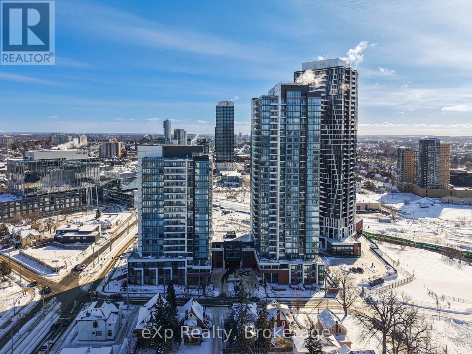 1810 - 15 WELLINGTON STREET S