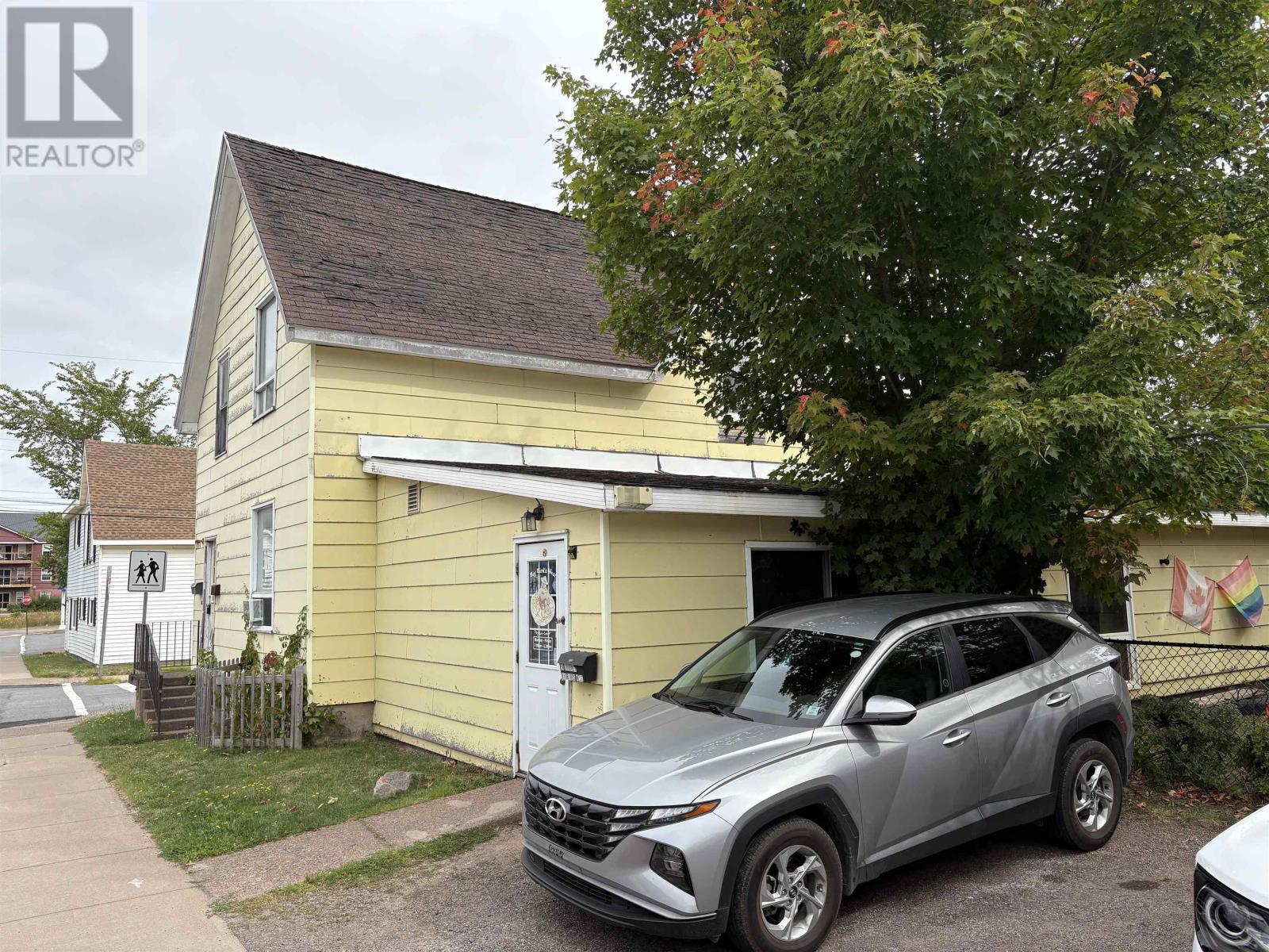 17 Lyman Street