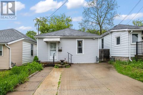 264 PATRICK STREET Kingston (East of Sir John A. Blvd) ON K7K3P9