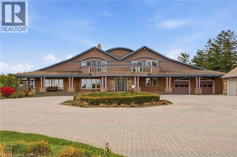 4850 HILLSIDE Drive Beamsville ON L0R1B0