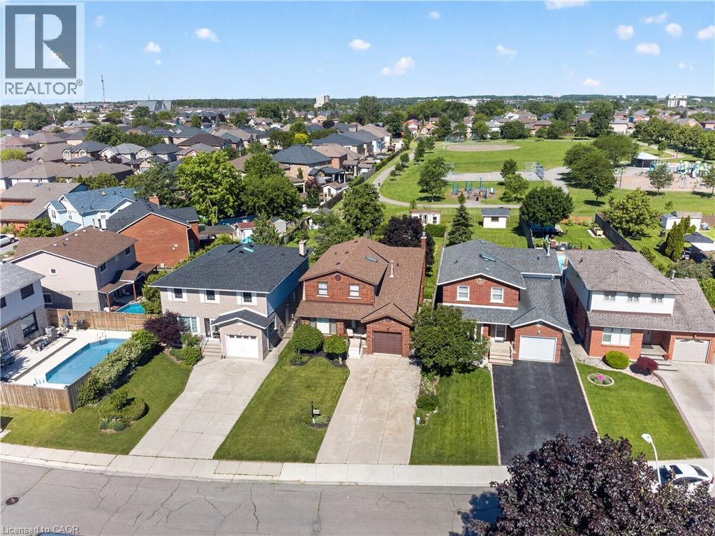 400 EAGLEWOOD Drive