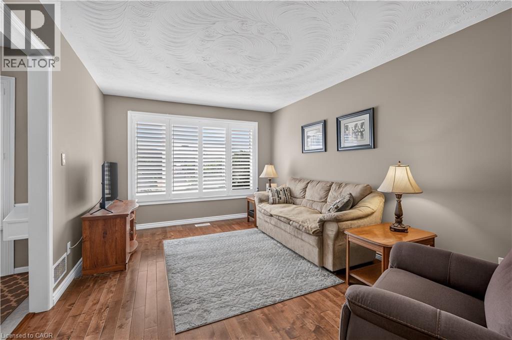 400 EAGLEWOOD Drive