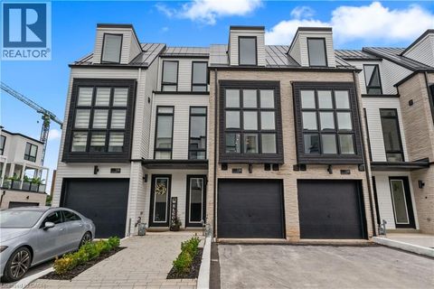 138 EAST Street Unit# 2 Oakville ON L6L0H9