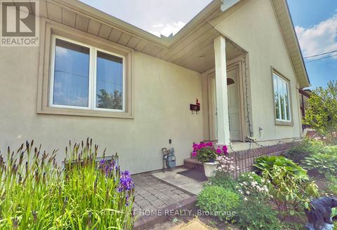 25 BURLINGAME ROAD Toronto (Alderwood) ON M8W1Y7