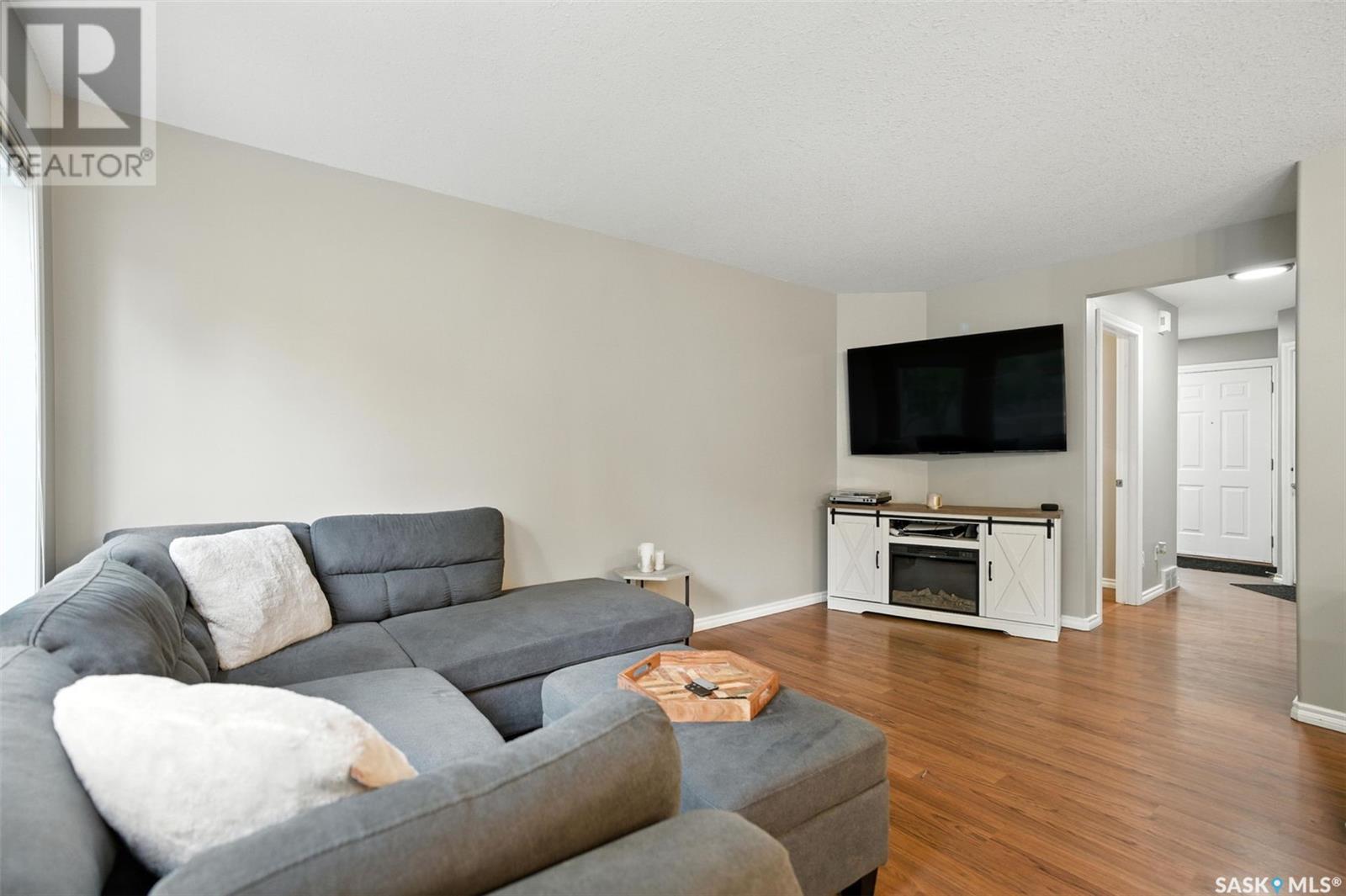 25 138 Banyan CRESCENT