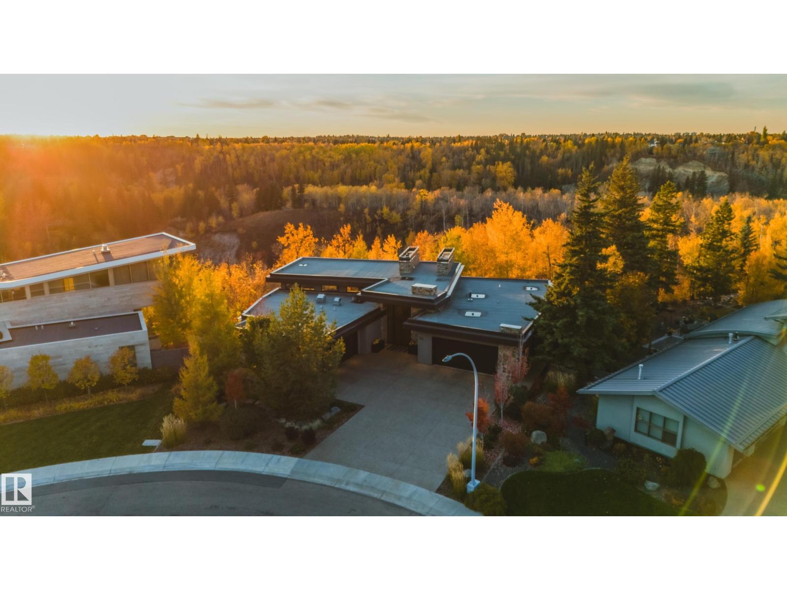 112 WESTBROOK DR NW