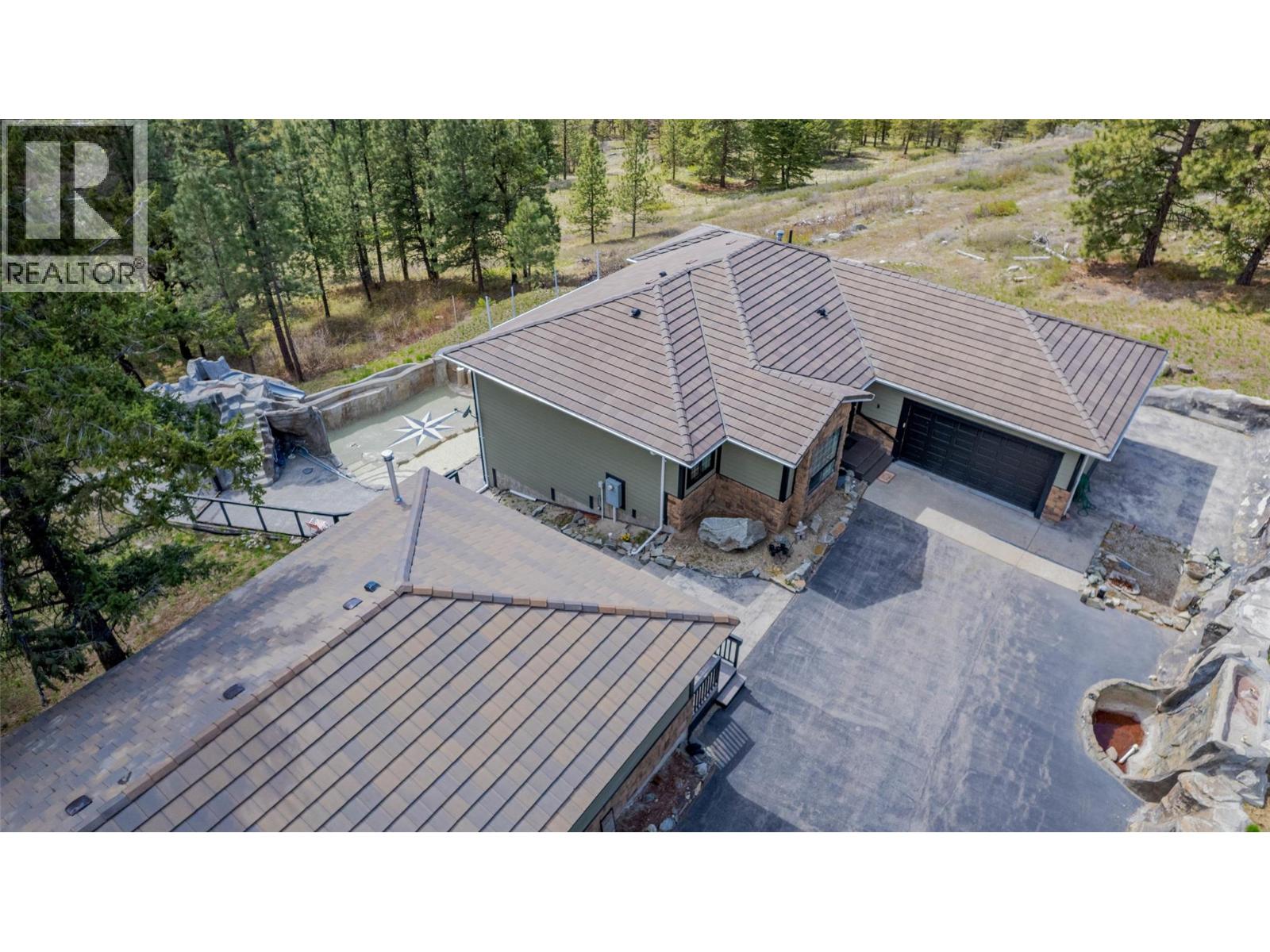 1370 Bullmoose Way