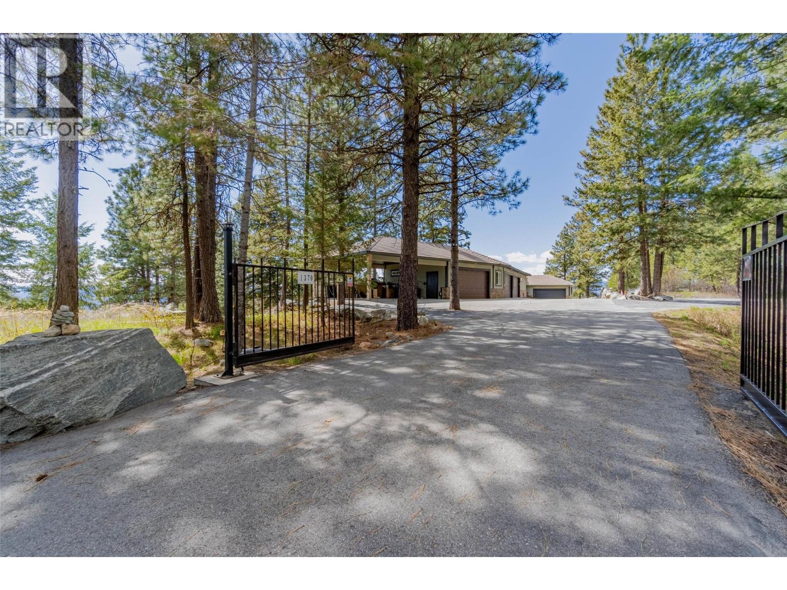 1370 Bullmoose Way