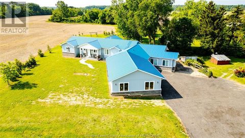 1377 COUNTY RD 20 Kingsville ON N9Y2E6