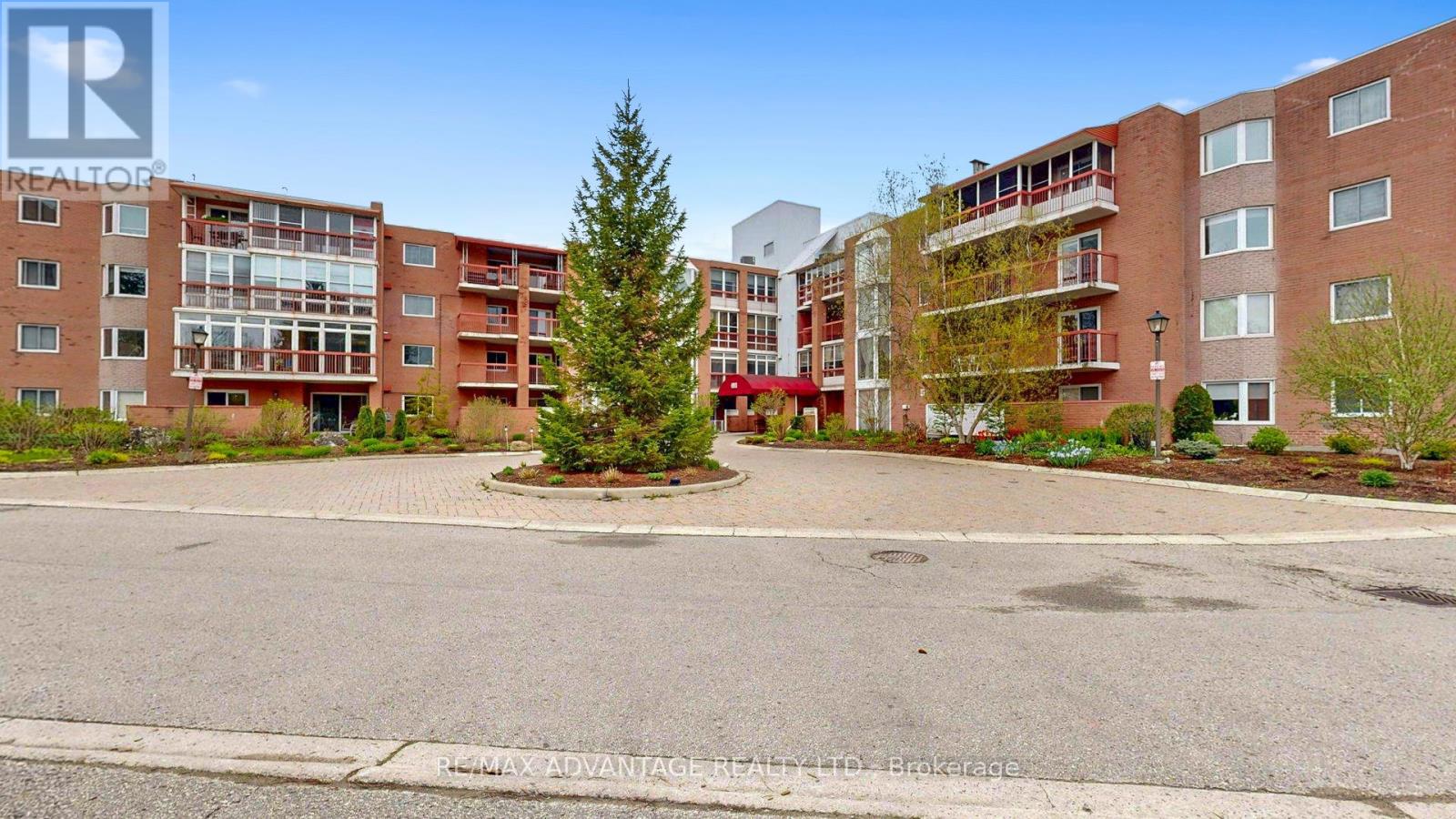 408 - 693 WINDERMERE ROAD
