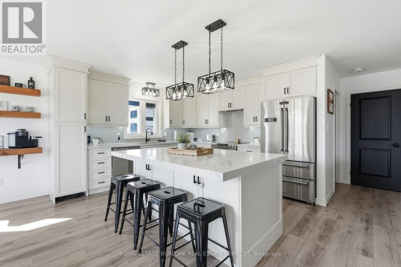 401 LIGHTHOUSE DRIVE