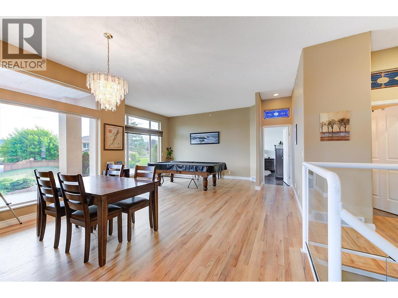 5165 Morrison Crescent