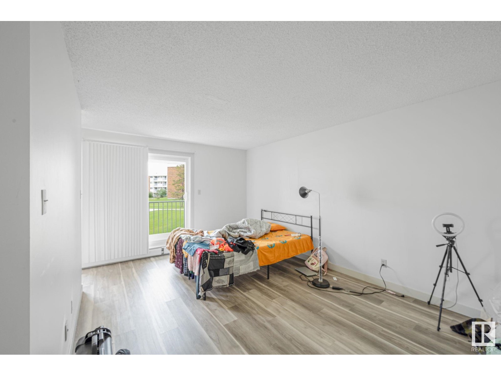 #23 11265 31 AV NW