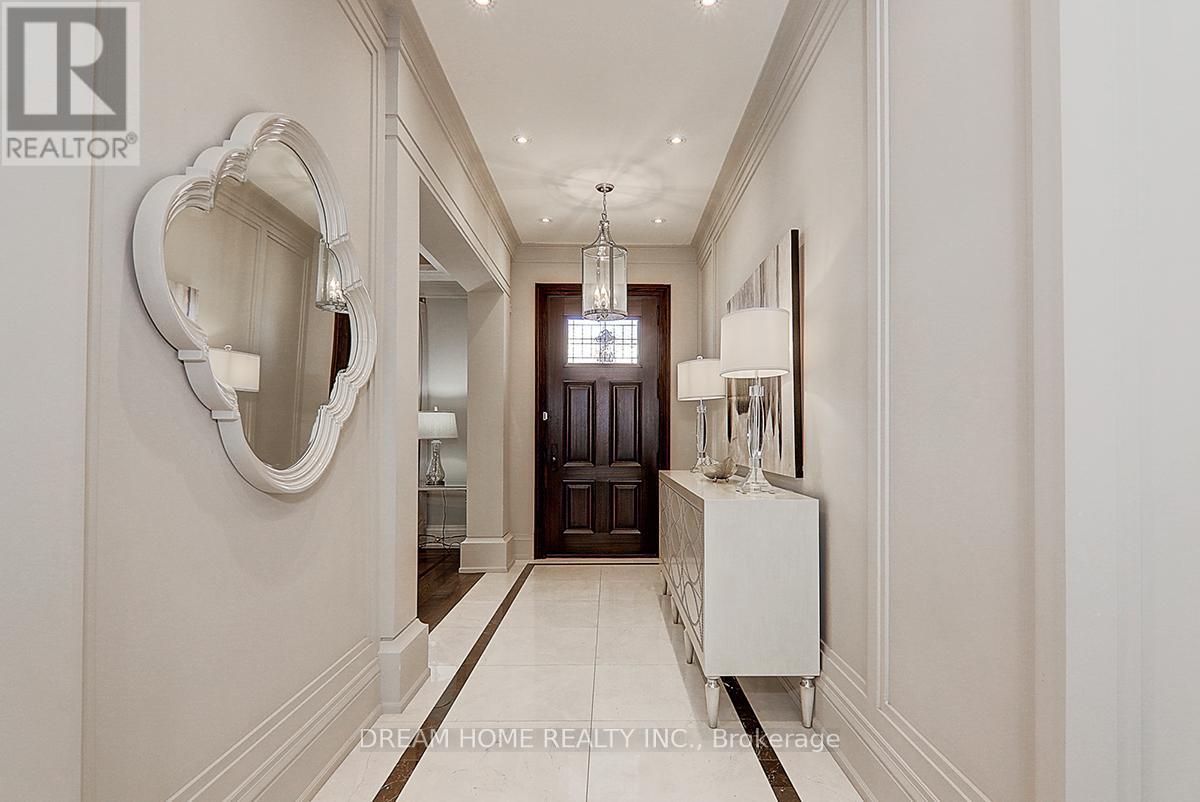225 DUNFOREST AVENUE