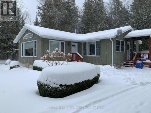 186 HOPE BAY ROAD South Bruce Peninsula ON N0H2T0