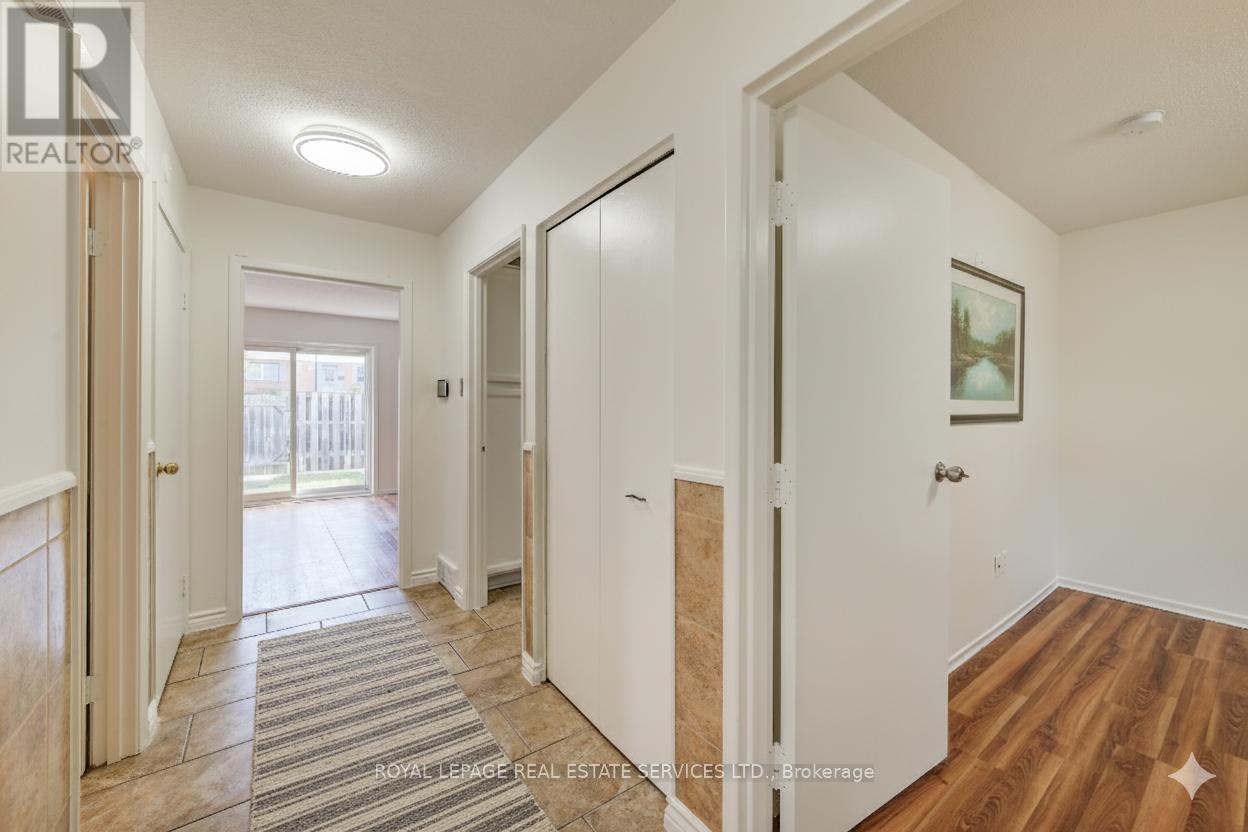 3 - 104 MCDOUGALL ROAD