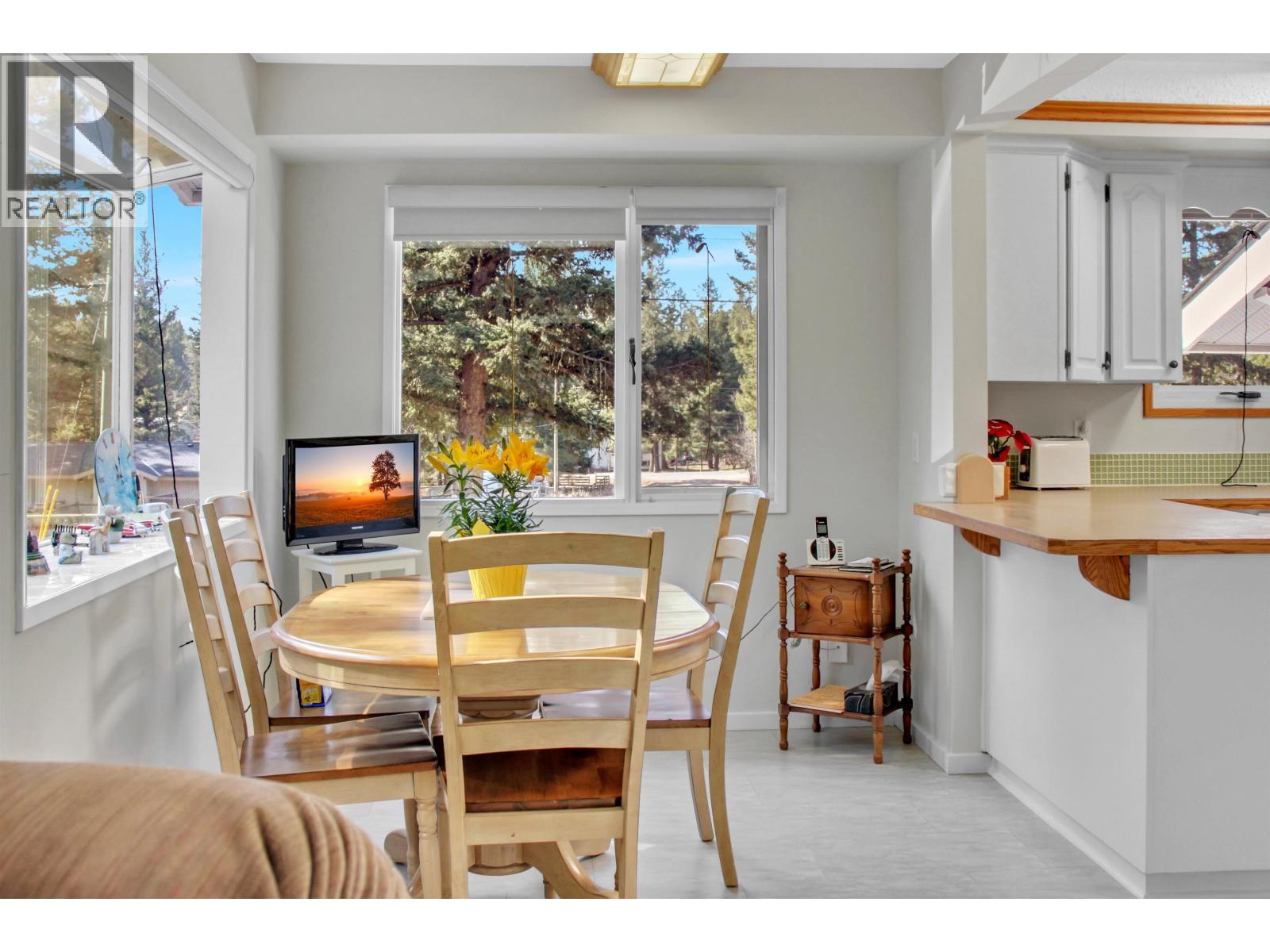 5035 HANSEN COURT