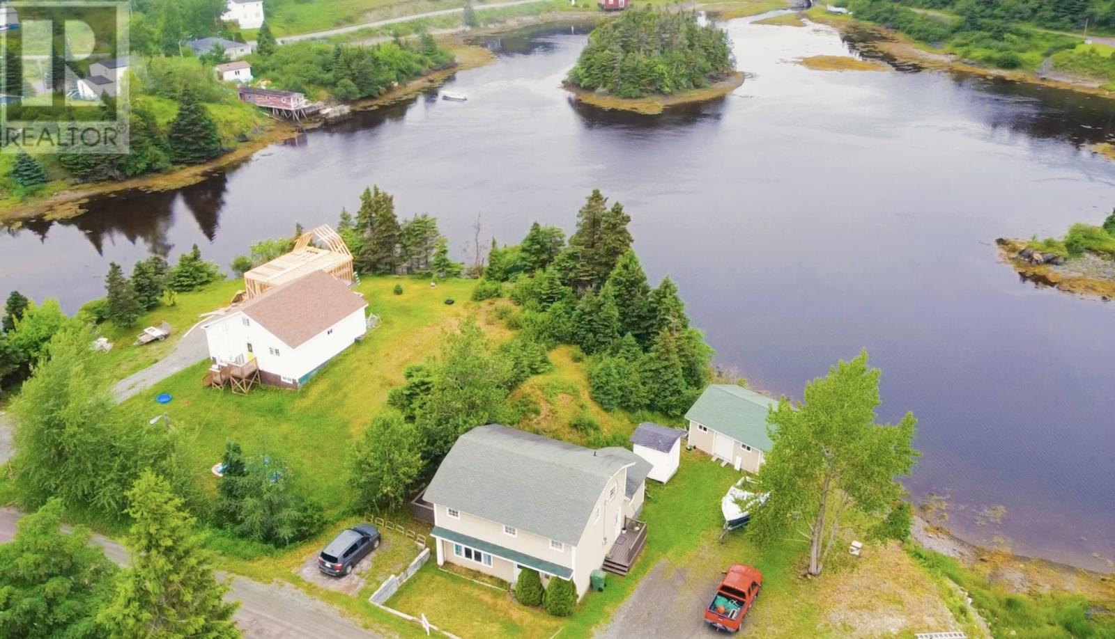 11 Beachy Cove Road