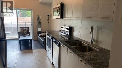 251 HEMLOCK Street Unit# 221 Waterloo ON N2L3R4