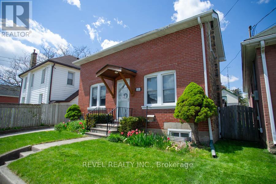 131 SUPERIOR STREET