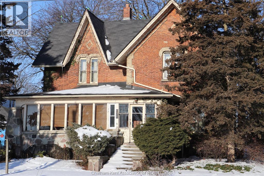 171 Talbot STREET West