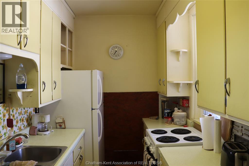 171 Talbot STREET West