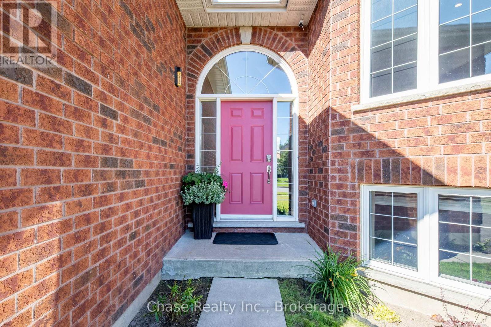 18 ST AMANT ROAD