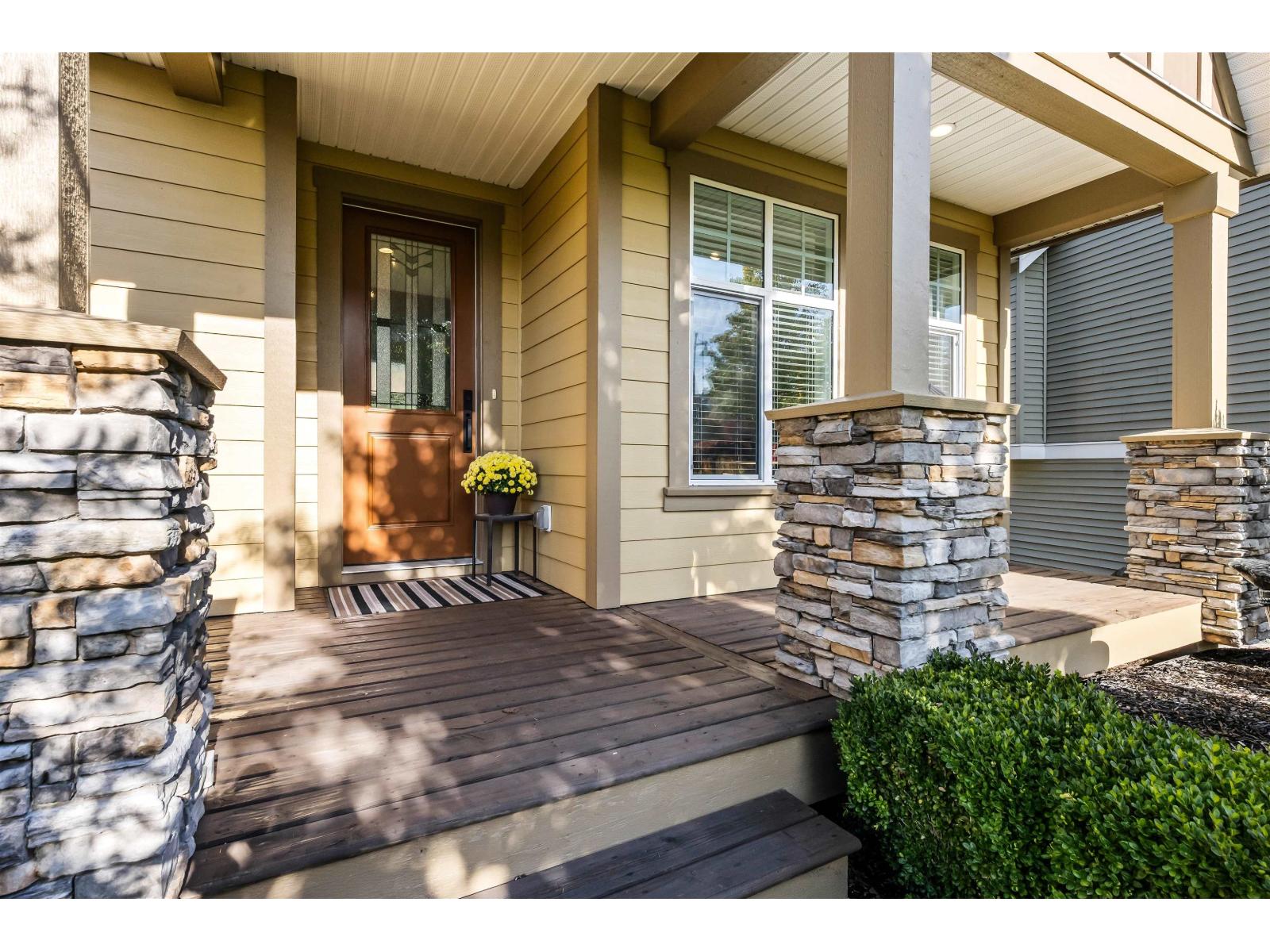 4 1911 WOODSIDE BOULEVARD|Mt Woodside