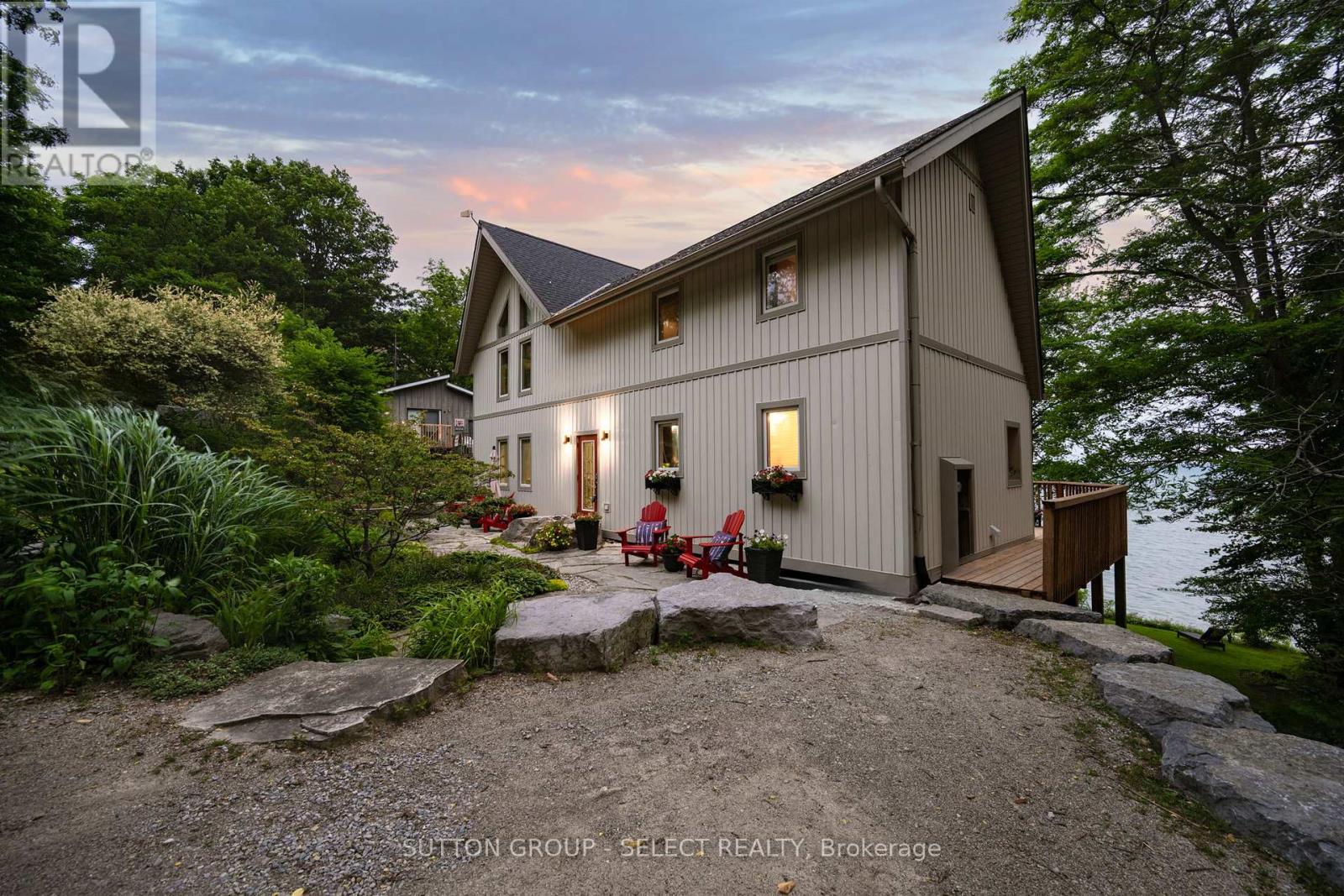 5284 CLIFF ROAD