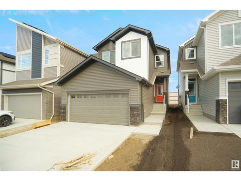 262 SUNLAND WY Sherwood Park AB T8H2Y7