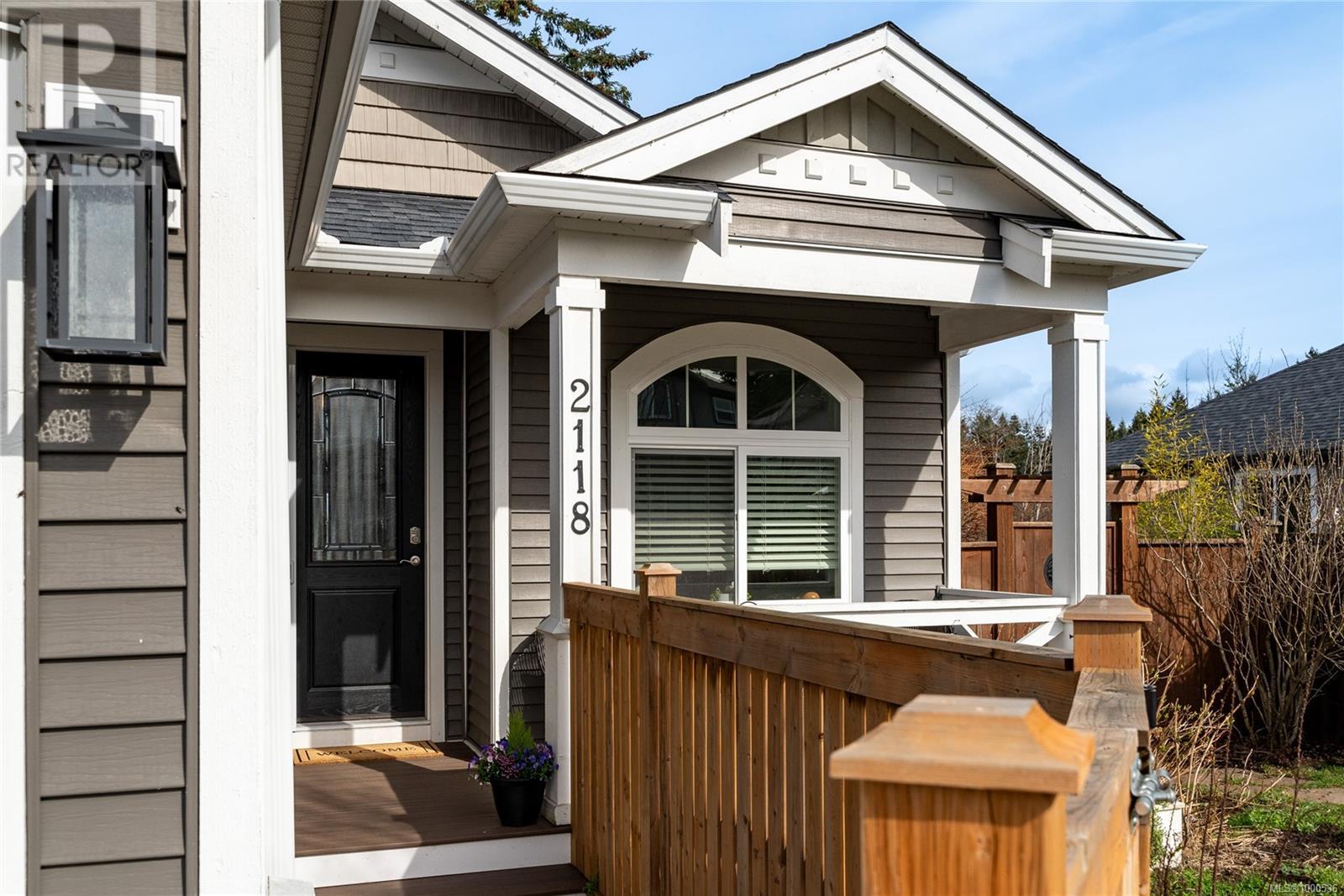 2118 Village Dr