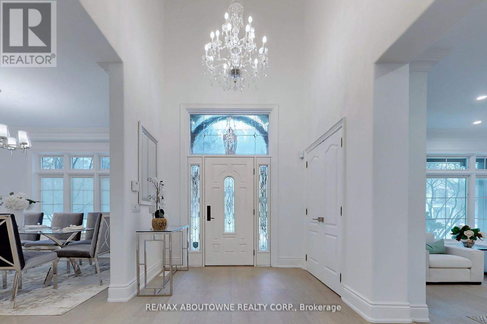 116 PARKWOOD COURT