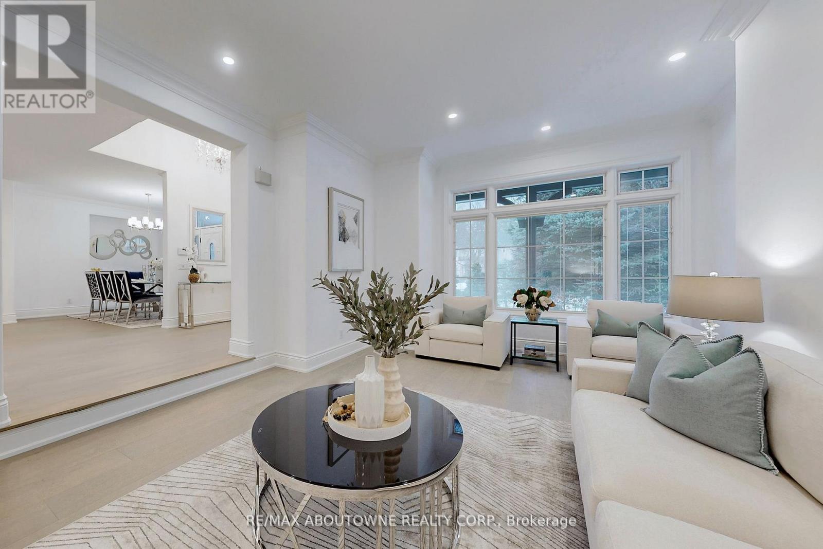 116 PARKWOOD COURT