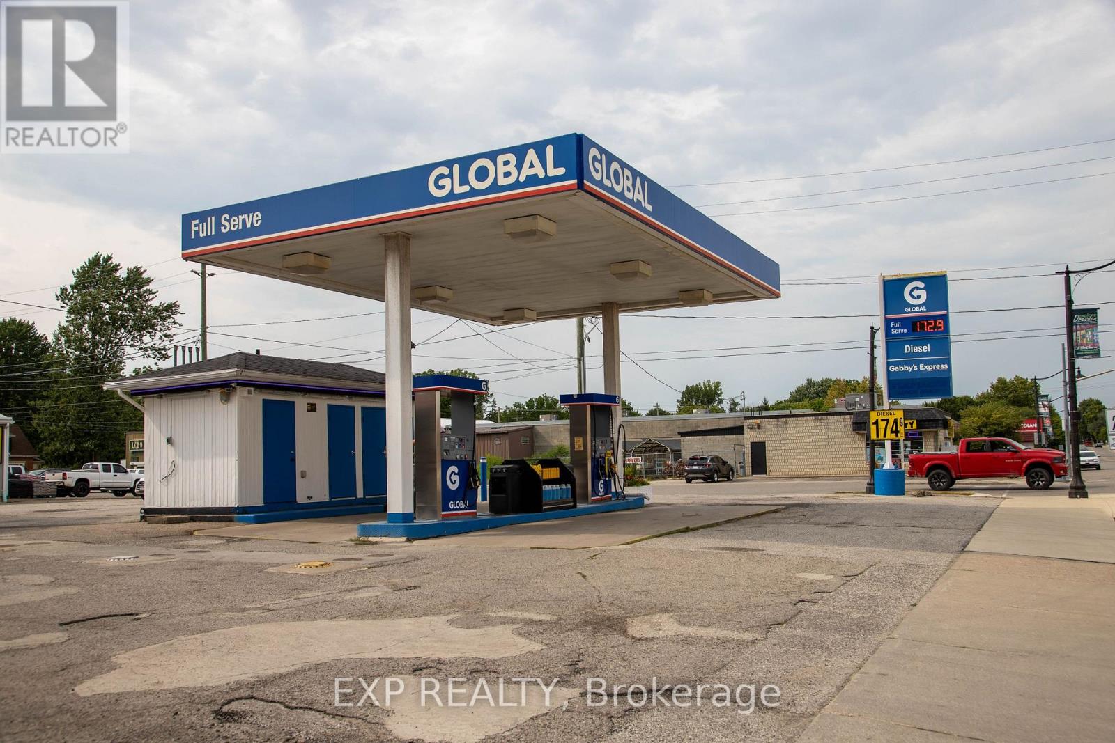 308 ST. GEORGE STREET