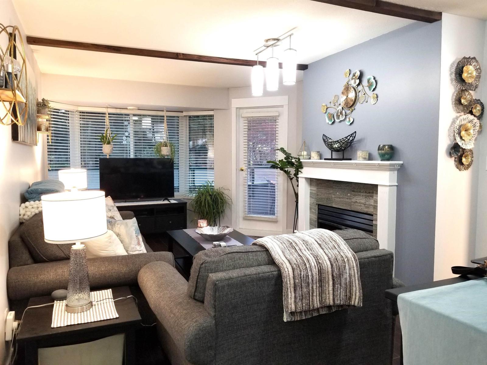 208 2964 TRETHEWEY STREET