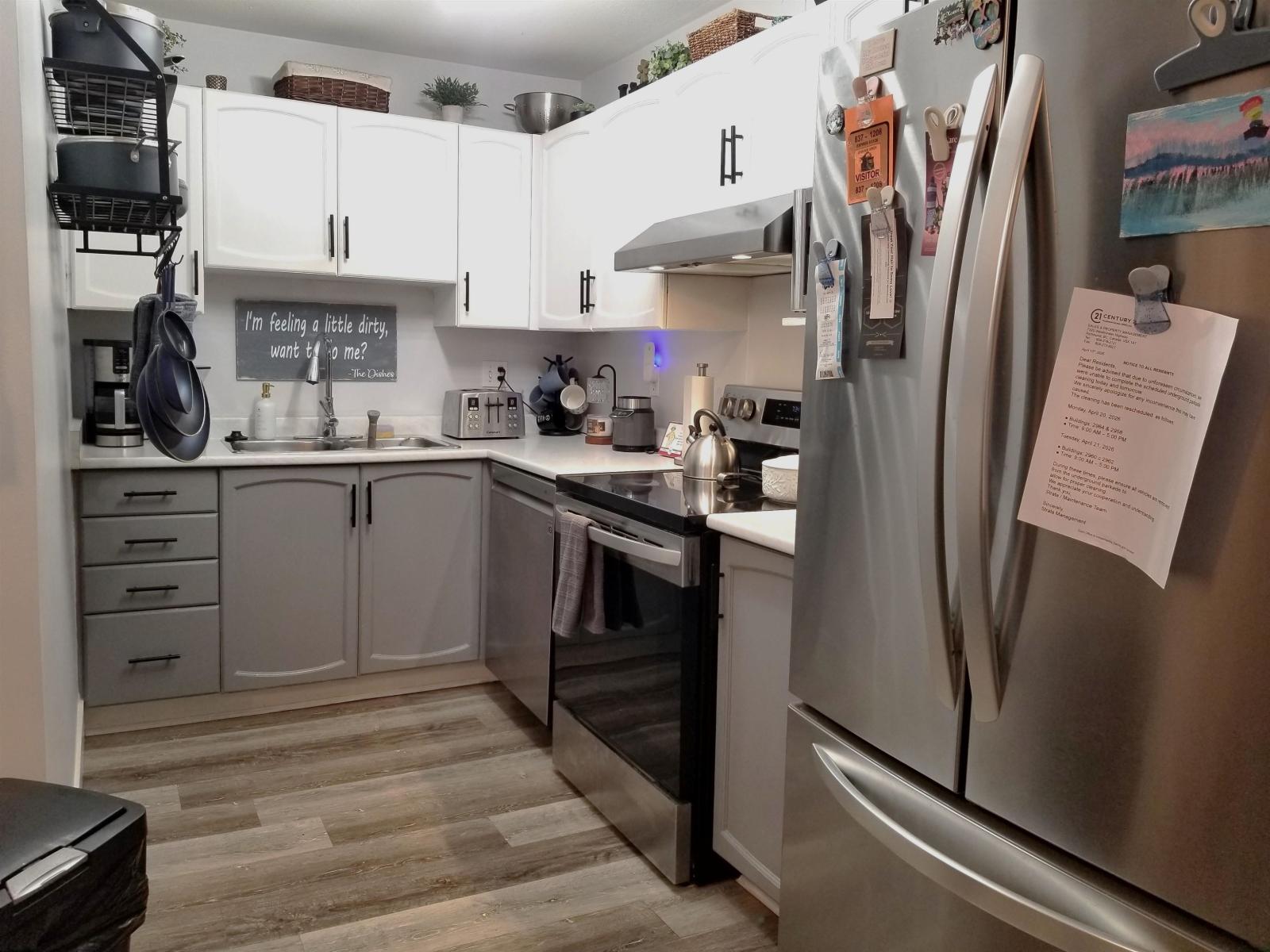 208 2964 TRETHEWEY STREET