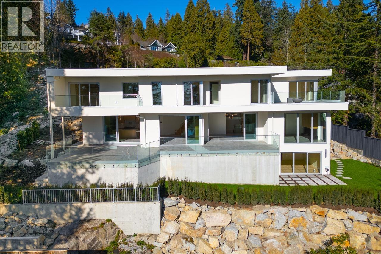 4437 PICCADILLY NORTH