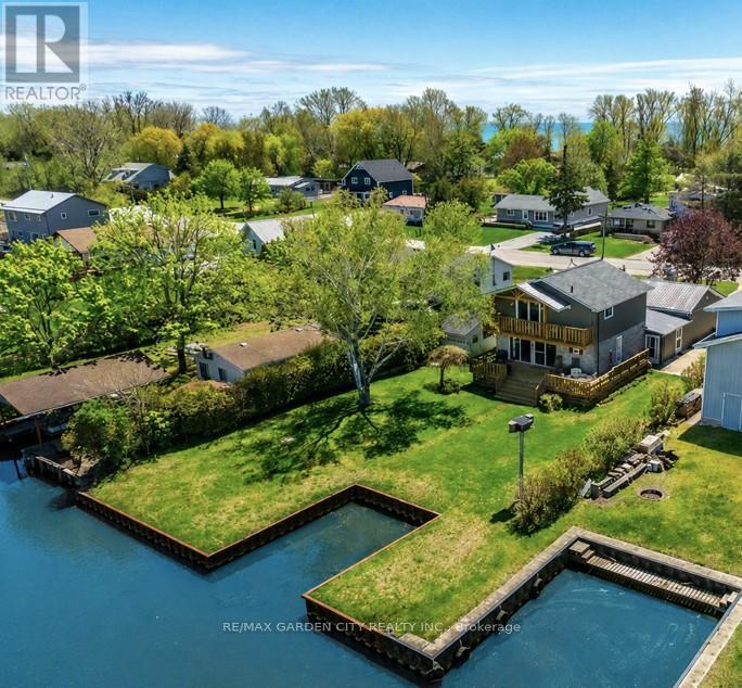 Photo 1 of 42 — 270 ERIE BLVD RR3 BOULEVARD, Norfolk (Long Point), ON N0E1M0