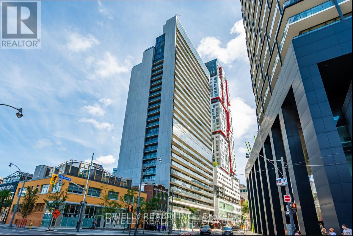 2906 - 330 RICHMOND STREET W