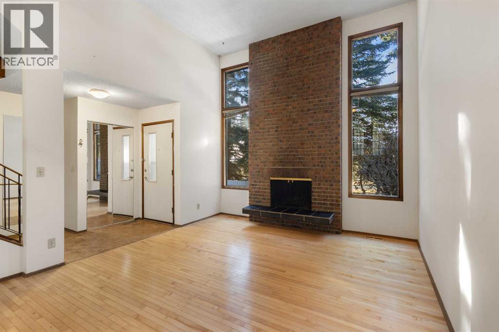 9, 5400 Dalhousie Drive