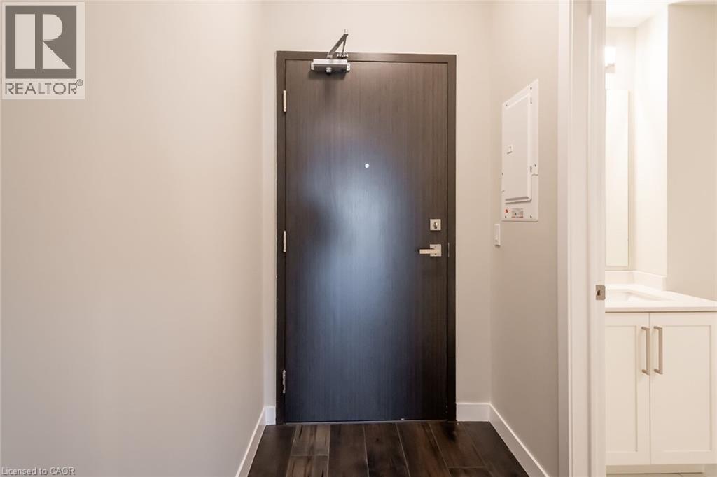 15 QUEEN Street S Unit# 1503