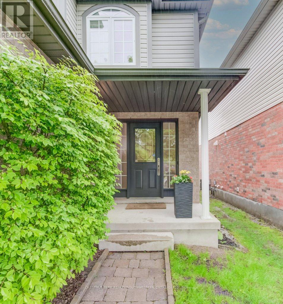 33 HENDERSON DRIVE