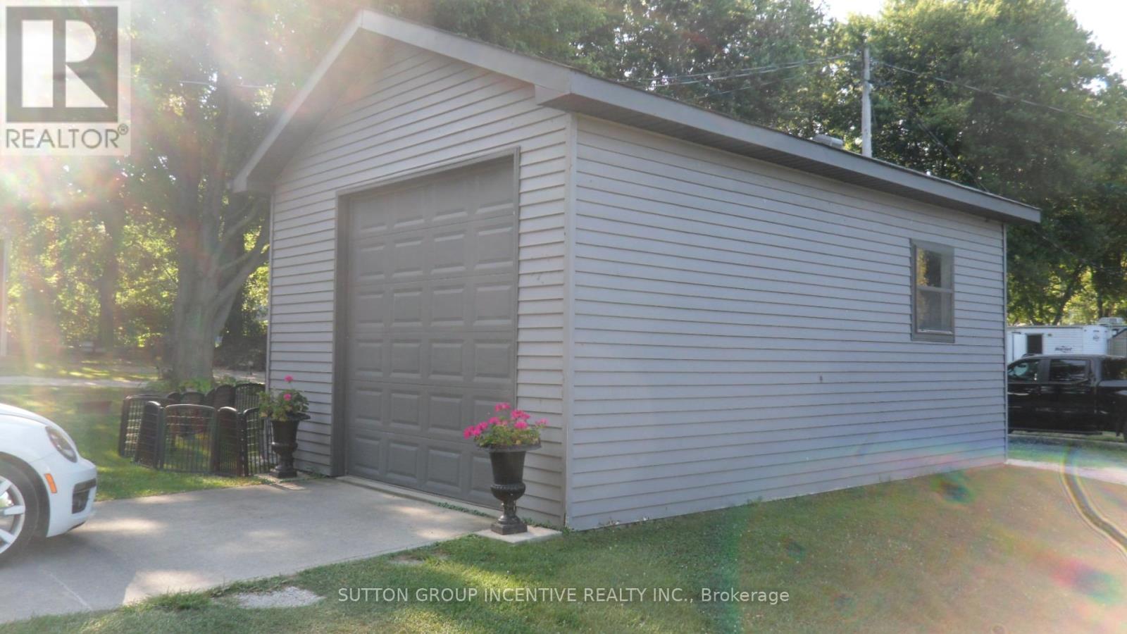 949 COUNTY ROAD 50 ROAD