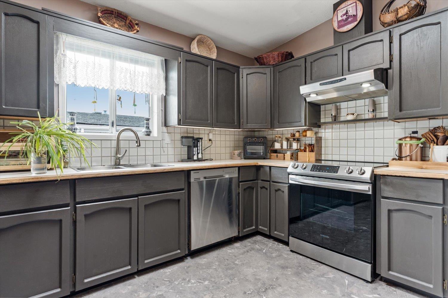 64 9055 ASHWELL ROAD|Chilliwack Proper West